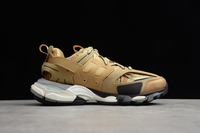 BLCG WMNS TRACK TRAINER