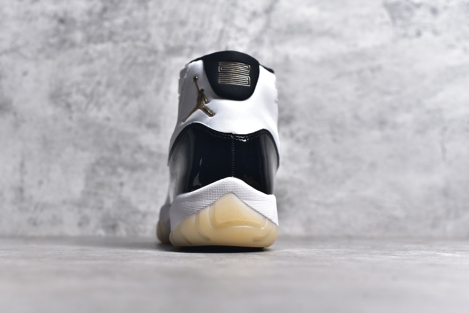 Air Jordan AJ11 "DMP" CT8012-170